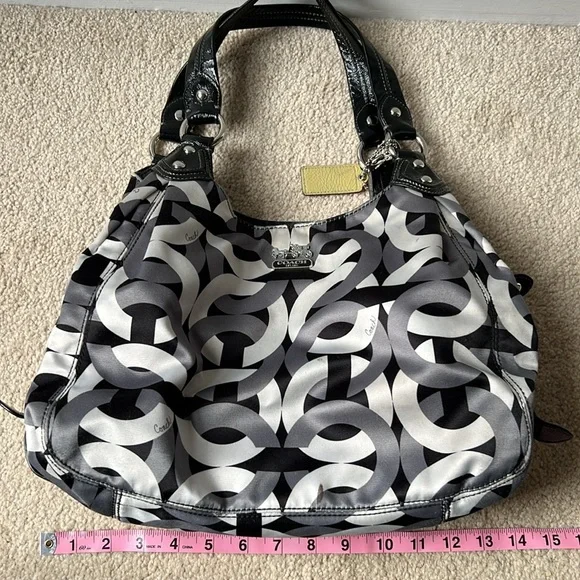 🖤🩶🤍COACH ‘Maggie’ Madison 14420 optic satin hobo bag - Picture 15 of 17